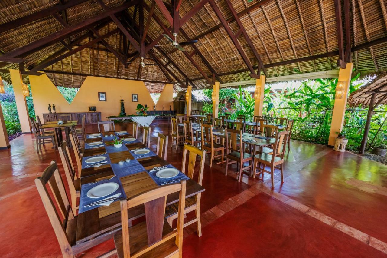 Sakatia Lodge Ampasimena Zewnętrze zdjęcie